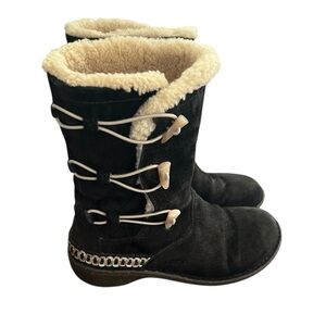 UGG Kona Mid Calf Shearling Boots Black Suede Toggle Size 8